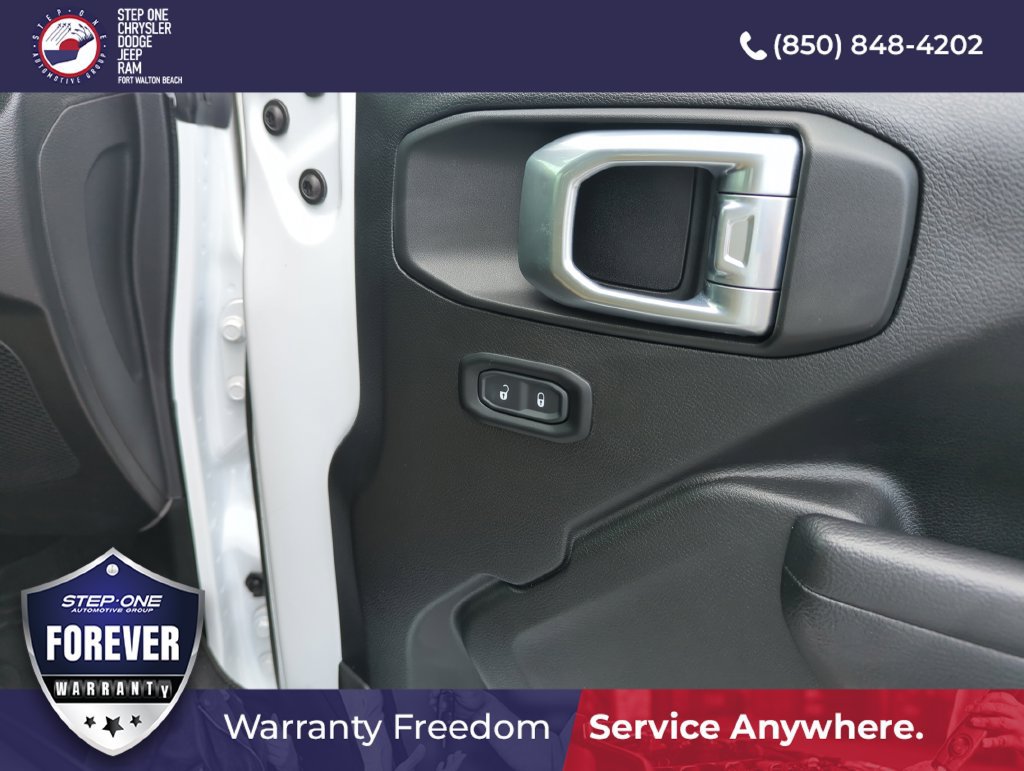 Used 2022 Jeep Wrangler Unlimited Sport AWD/4WD image 31