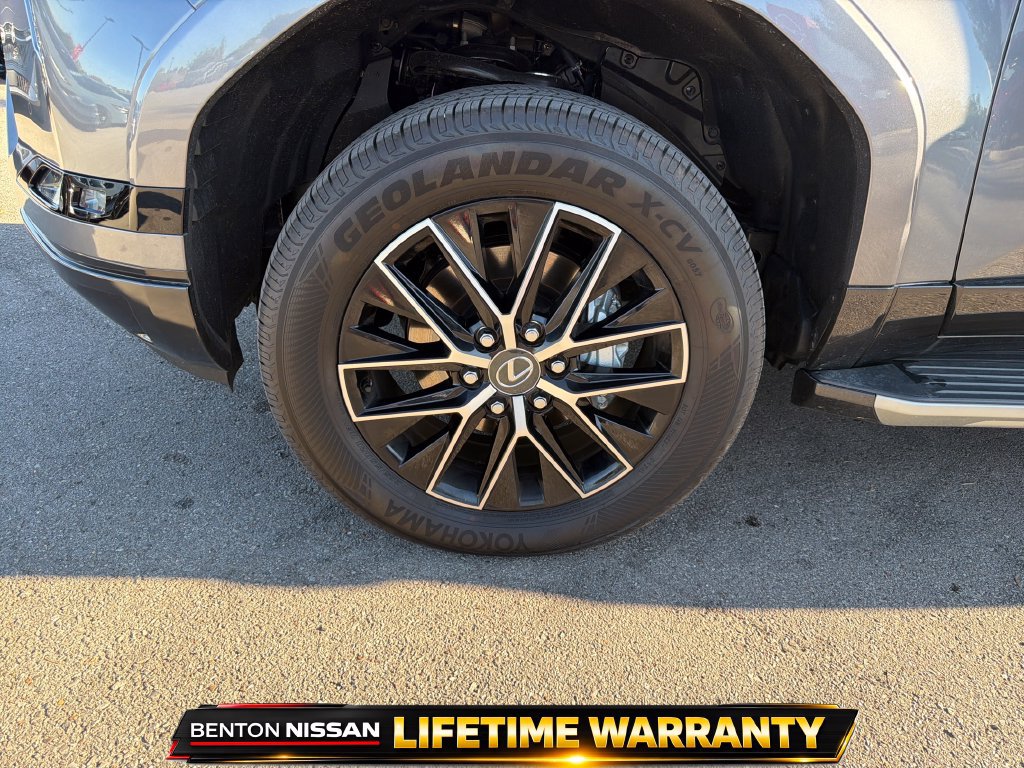 Used 2026 Lexus GX 550 w/ Cold Area Package AWD/4WD image 4