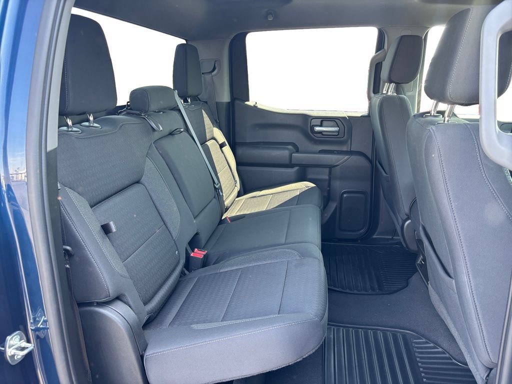 Certified 2023 Chevrolet Silverado 1500 Custom AWD/4WD image 18