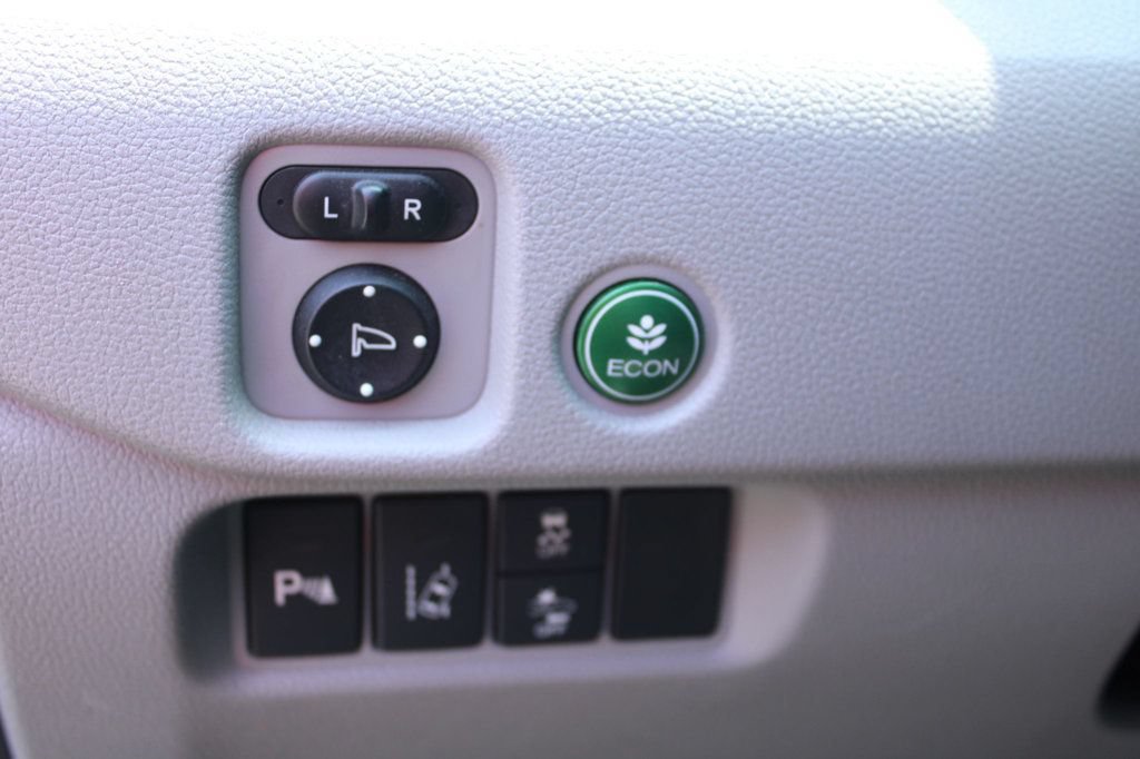 Used 2016 Honda Pilot Elite image 28