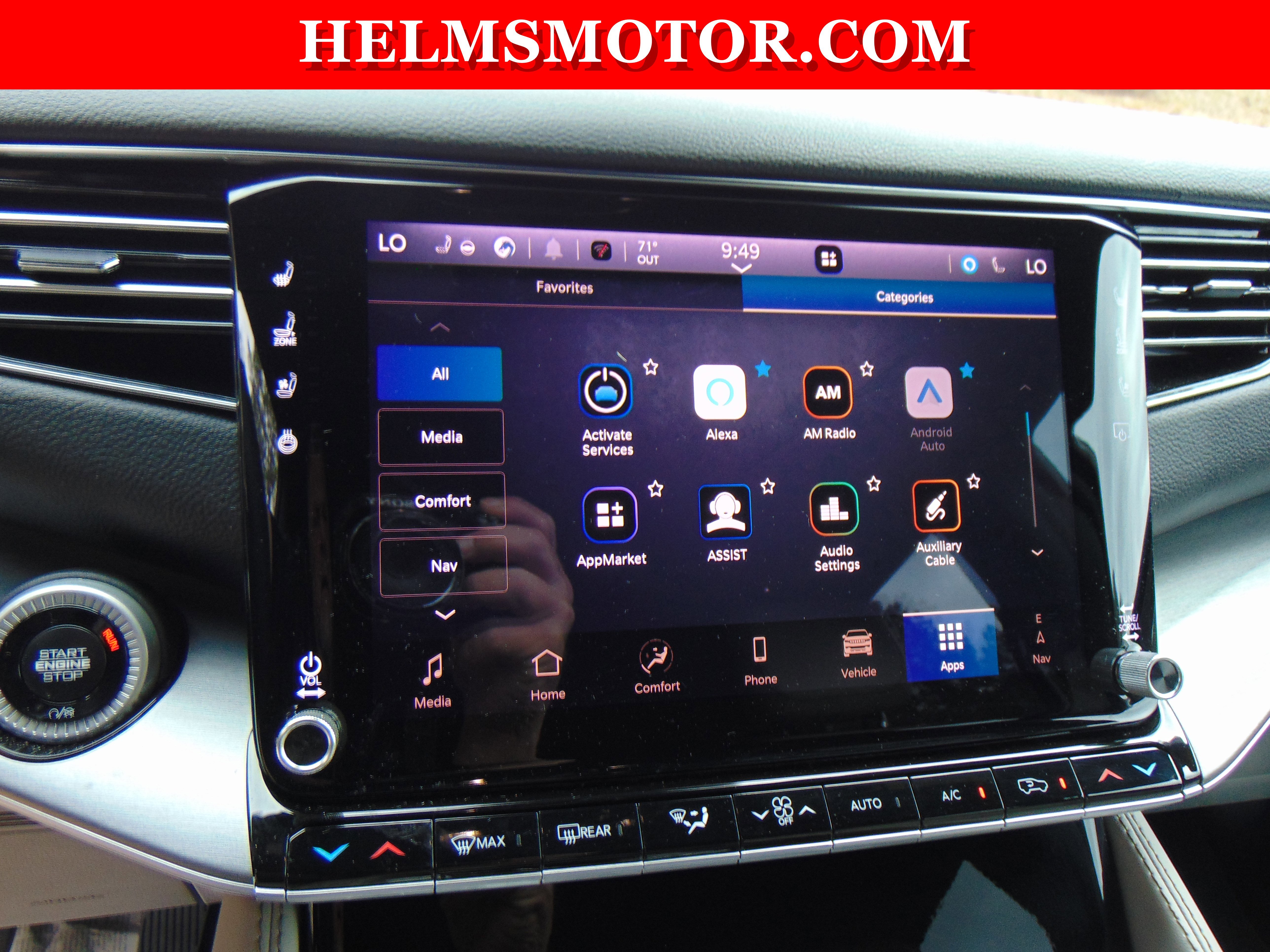 Certified 2025 Jeep Wagoneer 4WD image 38