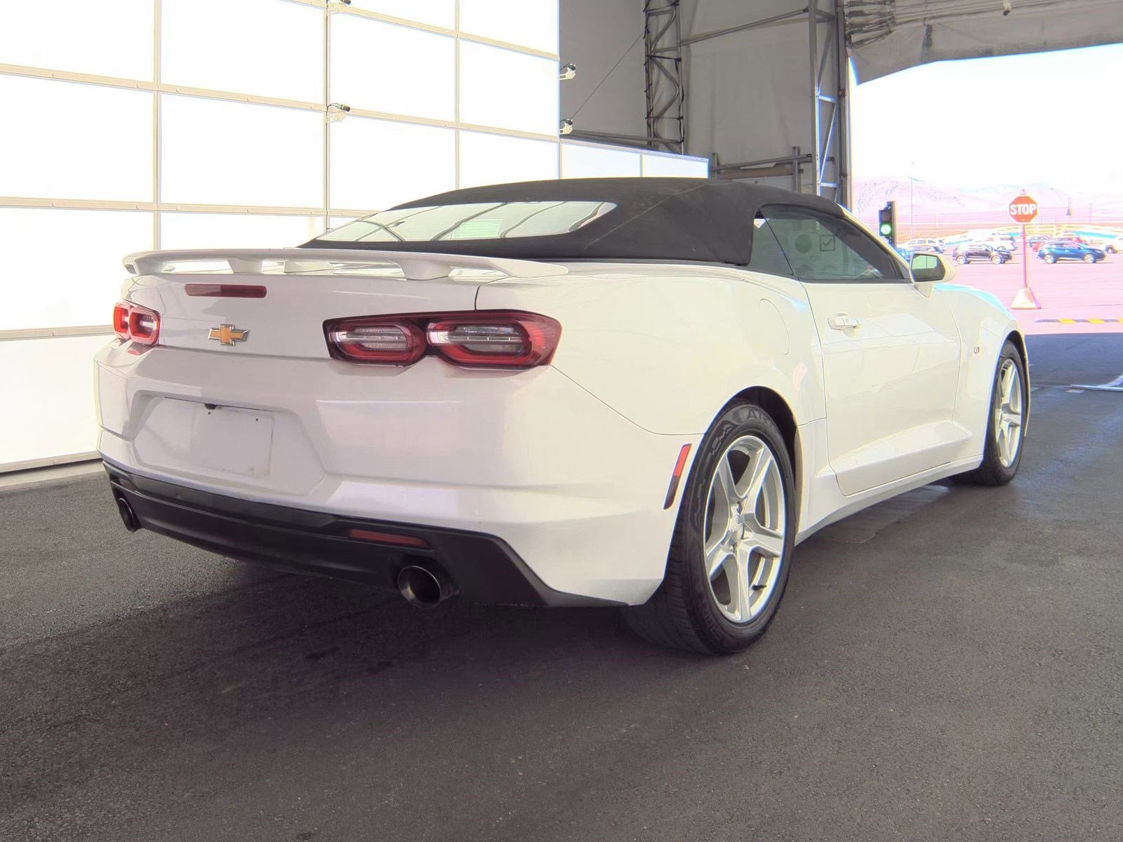 Used 2020 Chevrolet Camaro LT image 2