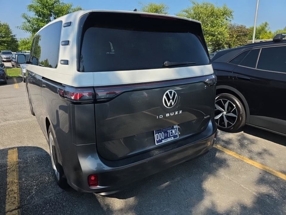 Used 2025 Volkswagen ID. Buzz Pro S Plus AWD/4WD image 5