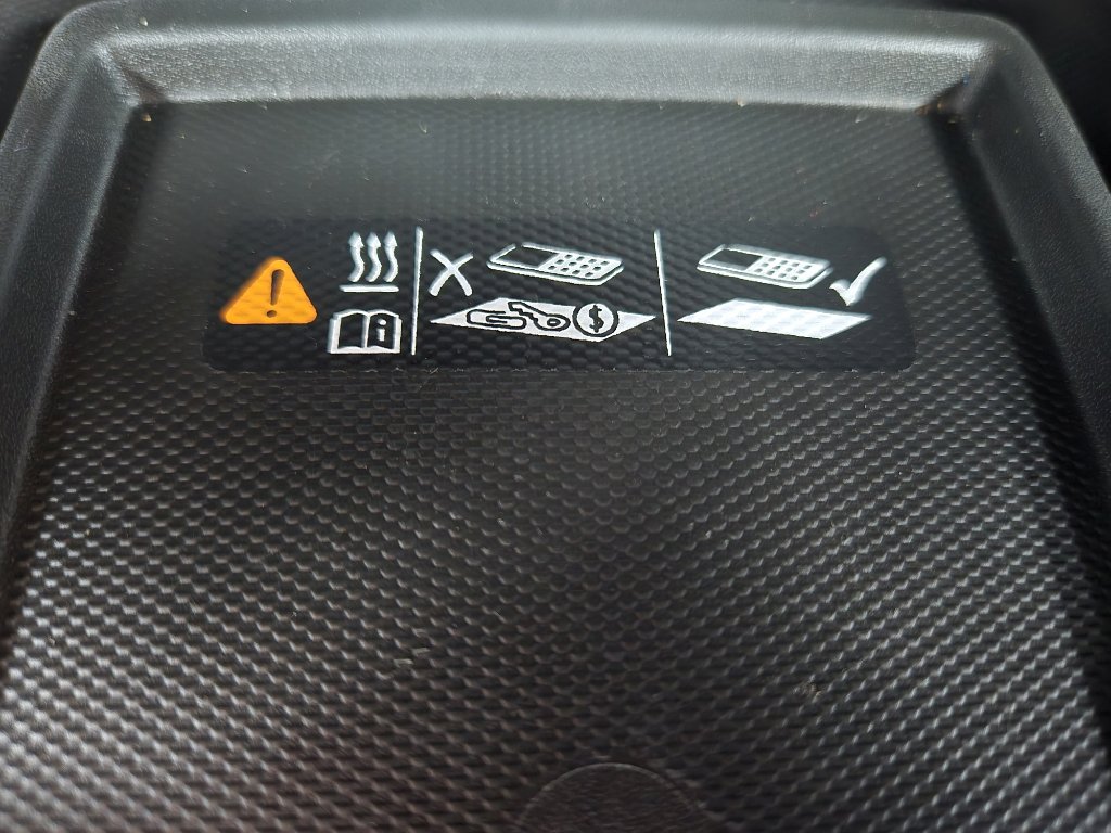 Used 2023 Chevrolet Traverse Premier image 18