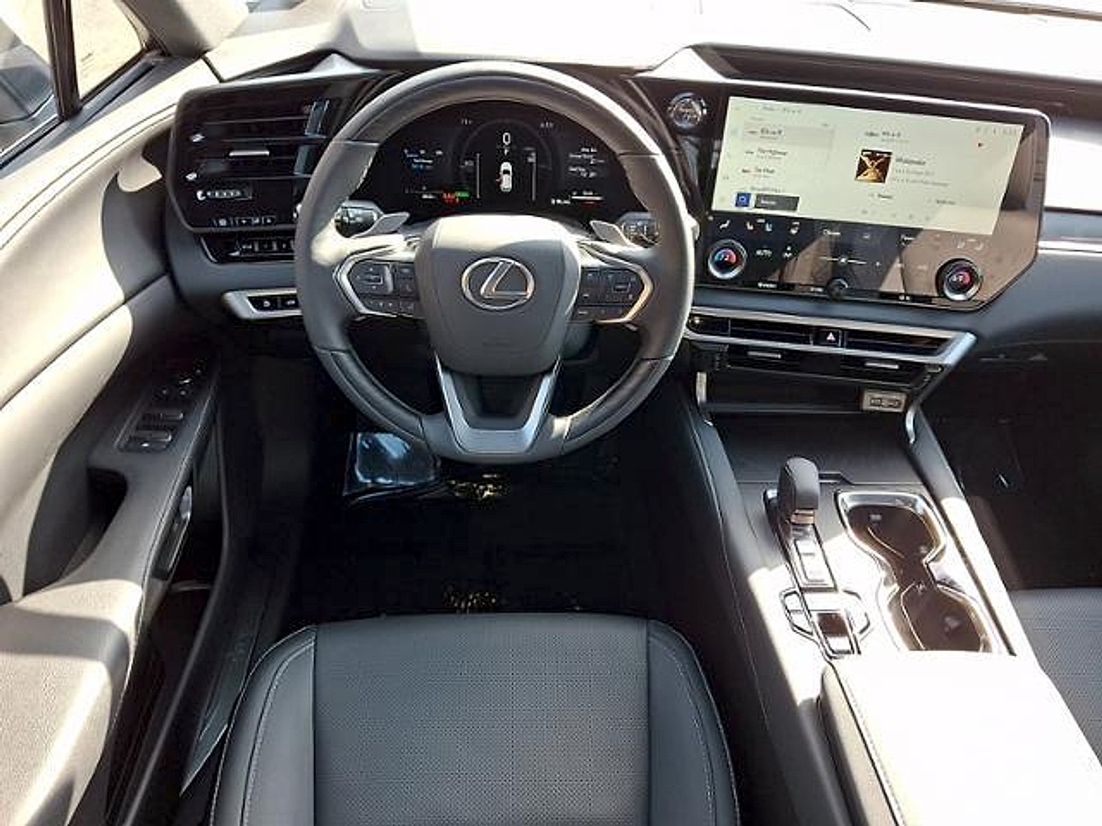 Used 2026 Lexus RX 350h AWD/4WD image 13