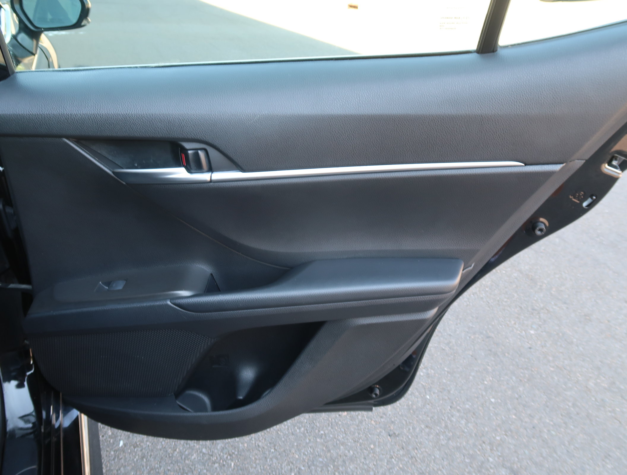 Used 2024 Toyota Camry SE w/ Convenience Package FWD image 36