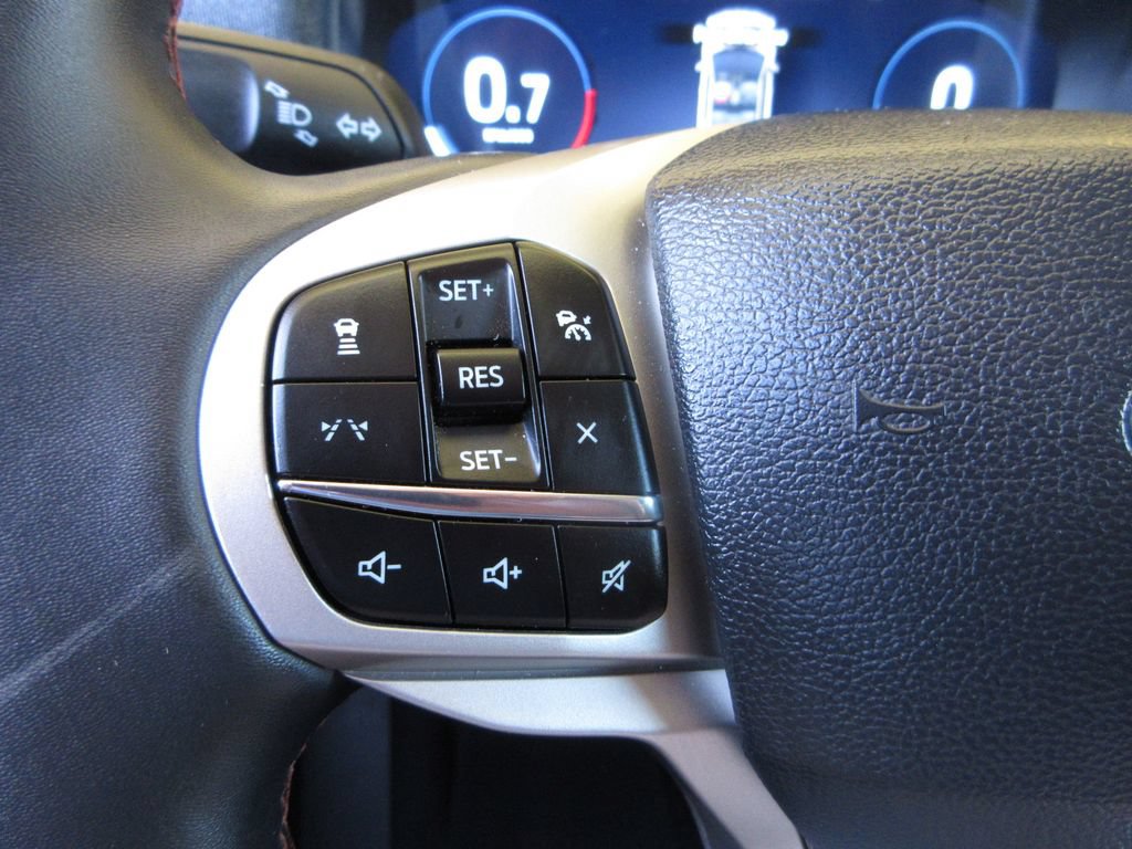 Certified 2026 Ford Explorer Active RWD image 15