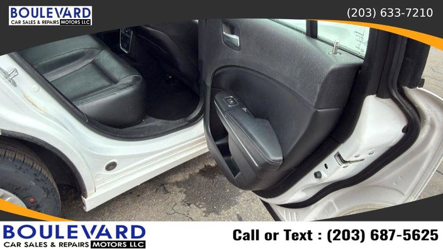 Used 2022 Dodge Charger SXT w/ Leather Interior Group RWD image 32