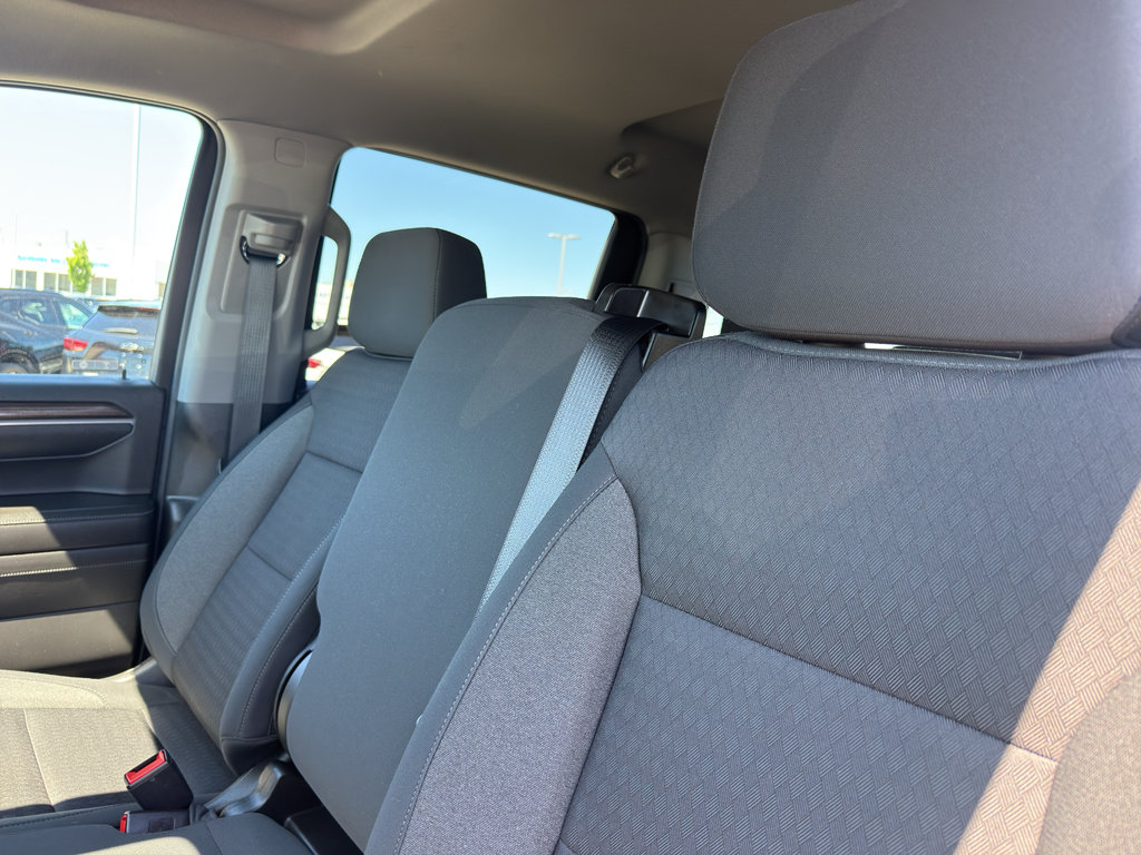 Certified 2022 Chevrolet Silverado 1500 LT AWD/4WD image 28