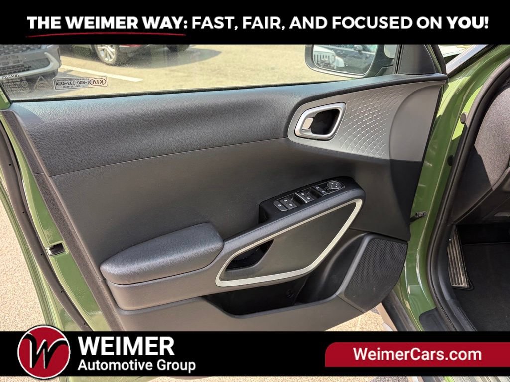 Used 2020 Kia Soul X-Line FWD image 25