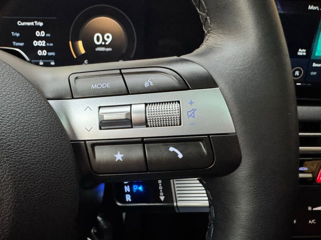 Certified 2025 Hyundai Tucson Limited image 19