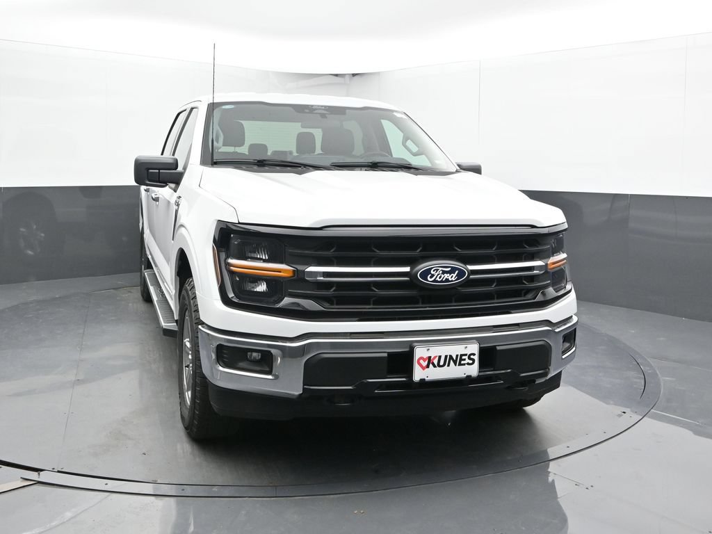 Used 2025 Ford F150 XLT w/ Equipment Group 301A Standard AWD/4WD image 4