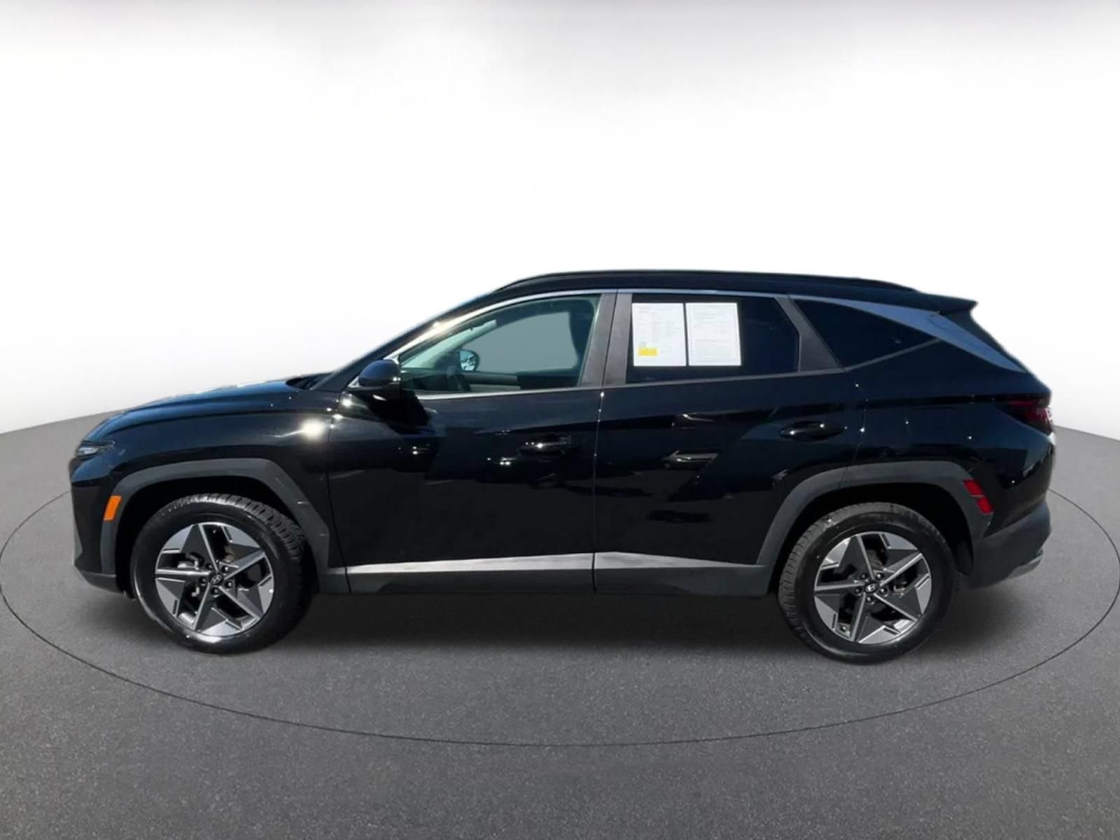 Used 2025 Hyundai Tucson SEL AWD/4WD image 8