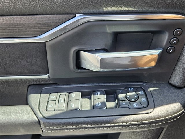 New 2025 RAM 3500 Laramie image 17
