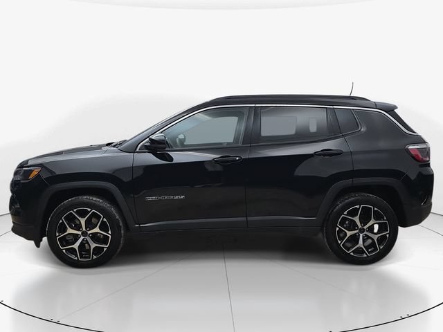 Used 2025 Jeep Compass Limited AWD/4WD image 9