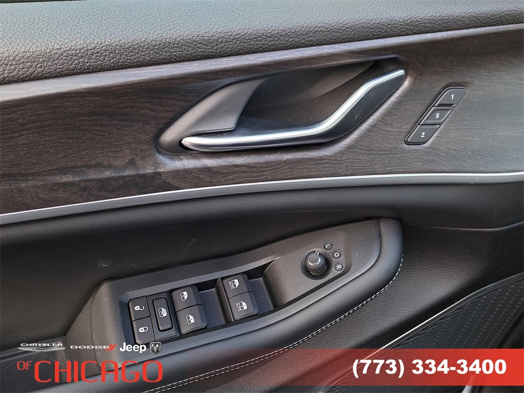 New 2026 Jeep Grand Cherokee Limited w/ Limited Altitude Package image 23