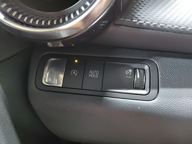 Used 2026 Chevrolet Equinox LT FWD image 32