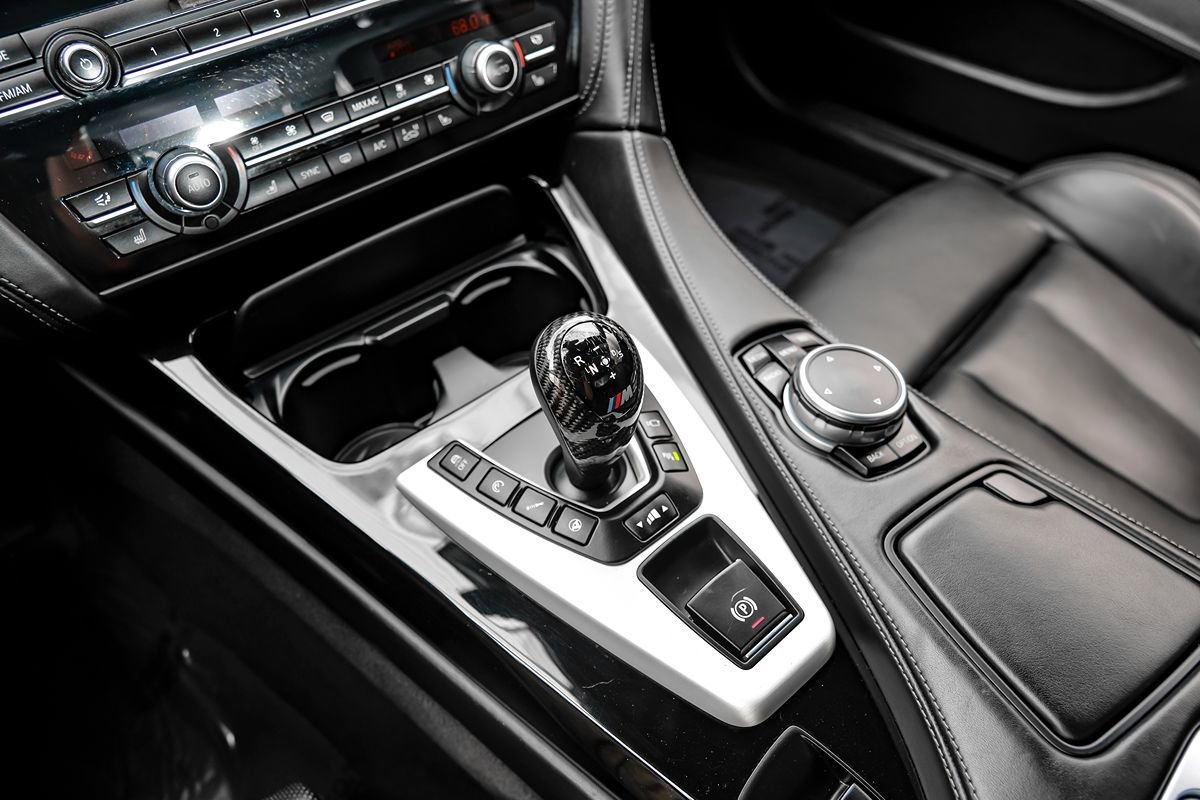 Used 2016 BMW M6 Convertible RWD image 30