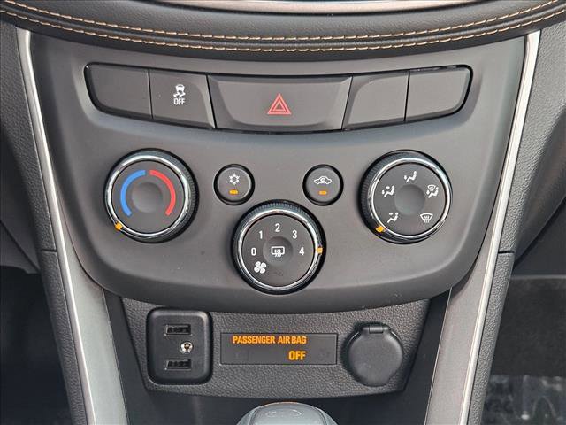 Used 2022 Chevrolet Trax LT w/ Driver Confidence Package AWD/4WD image 19