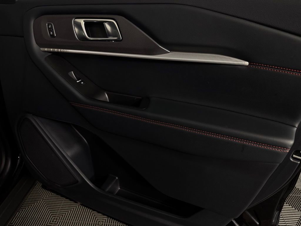 Used 2025 Ford Explorer ST-Line w/ ST-Line Street Pack image 35