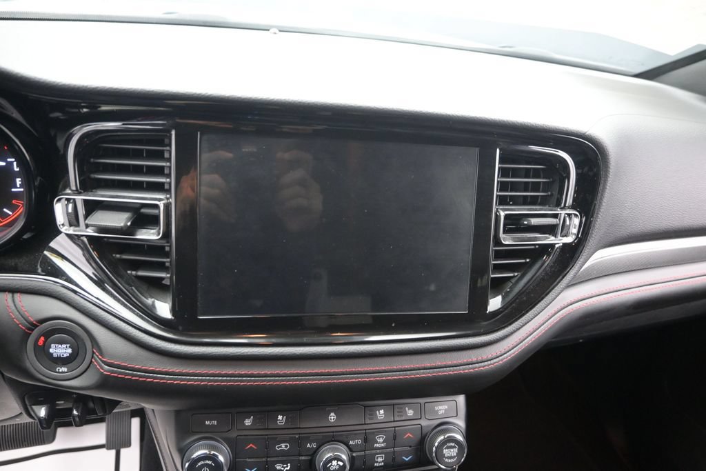 Used 2023 Dodge Durango GT RWD image 13