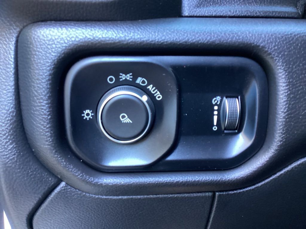 Used 2022 RAM 3500 Tradesman image 50