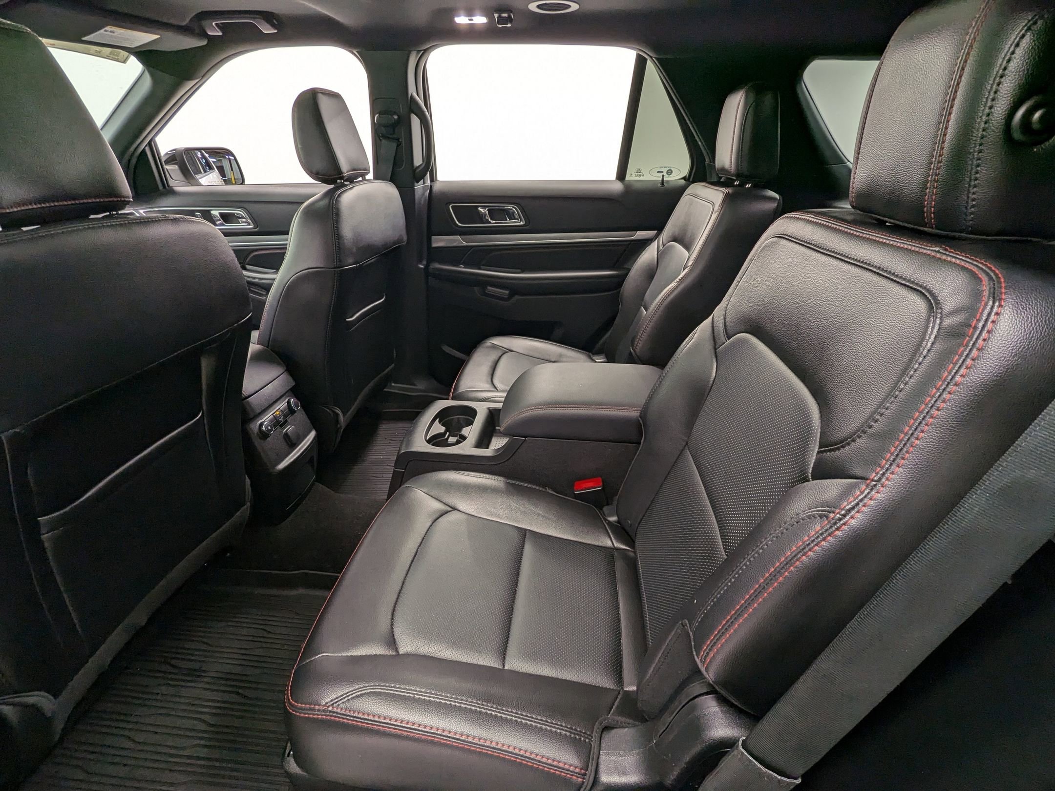 Used 2019 Ford Explorer Sport w/ Ford Safe & Smart Package image 21