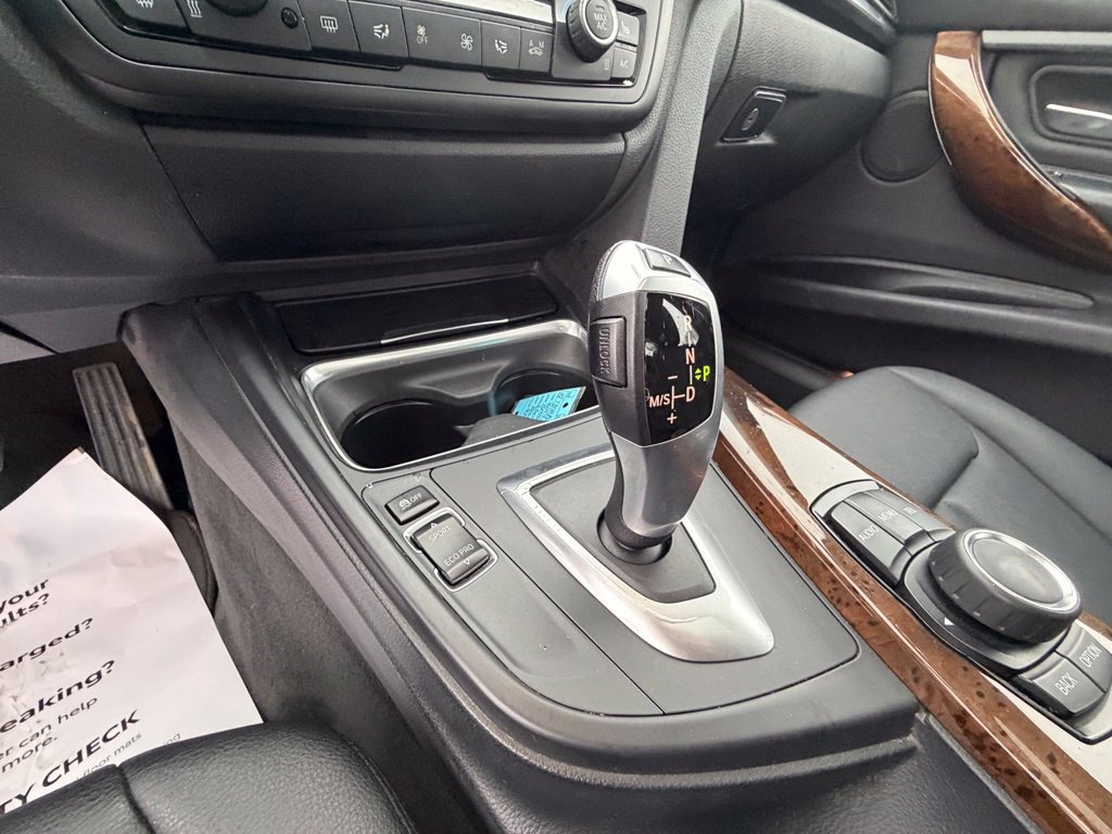 Used 2014 BMW 328d xDrive Sedan AWD/4WD image 21