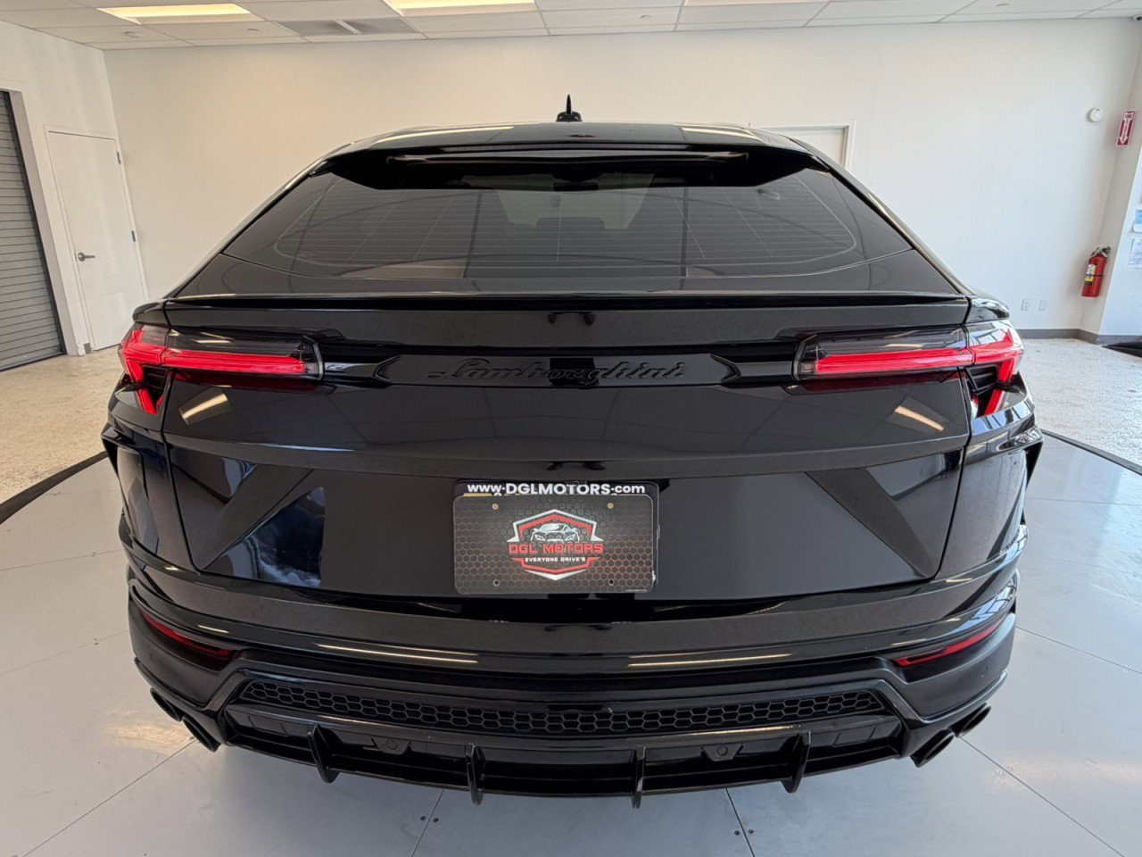 Used 2022 Lamborghini Urus image 7