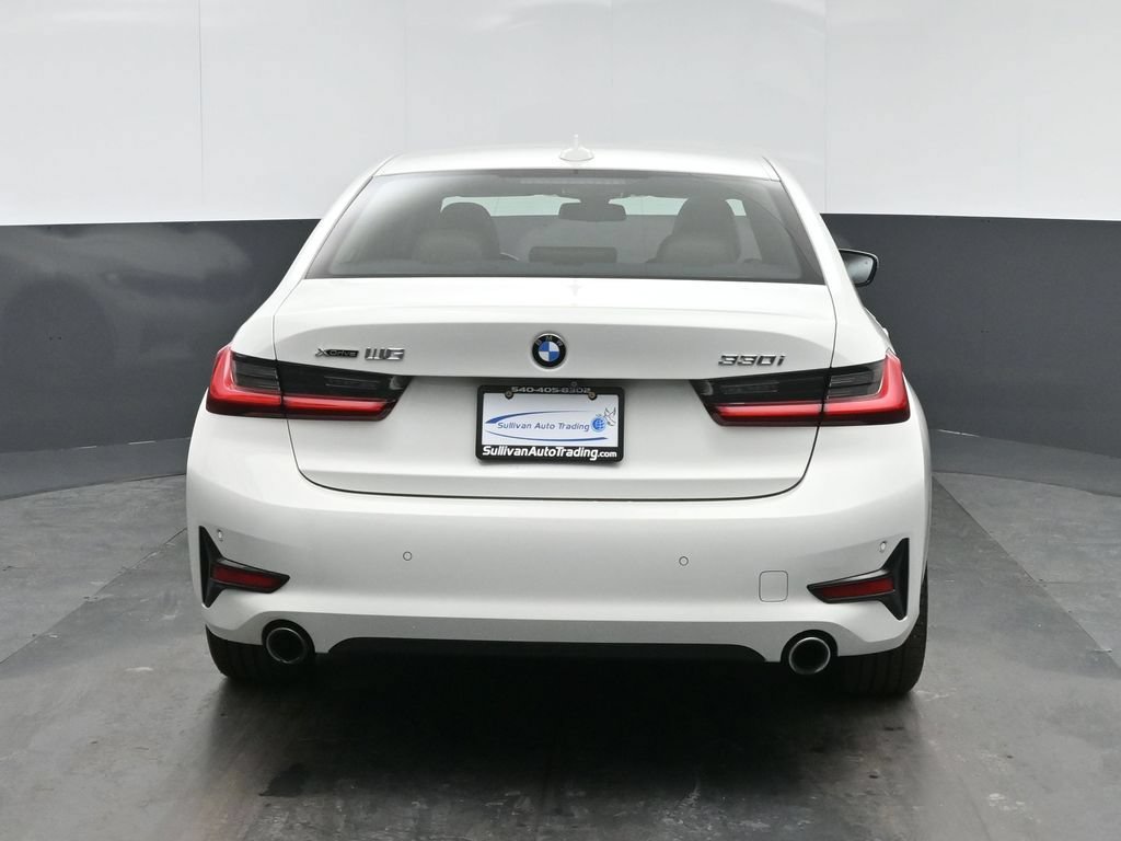 Used 2019 BMW 330i xDrive Sedan w/ Convenience Package AWD/4WD image 6