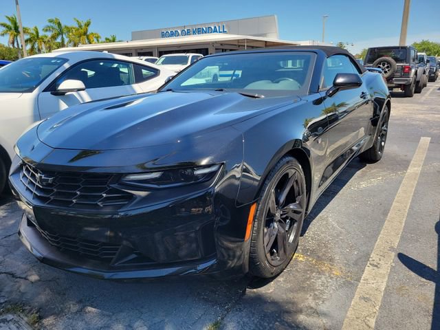 Used 2023 Chevrolet Camaro LT w/ Technology Package RWD image 33