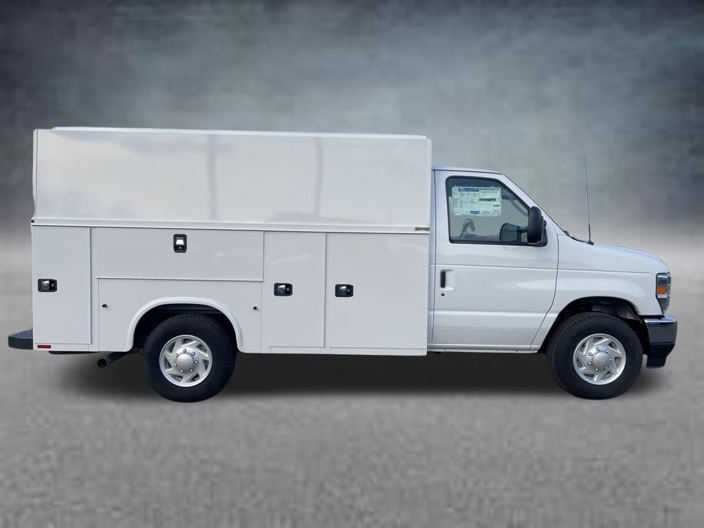New 2026 Ford E-350 and Econoline 350 Super Duty w/ Power Equipment Group image 4