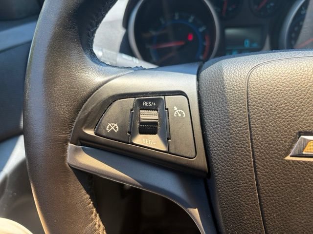 Used 2012 Chevrolet Cruze LT FWD image 31