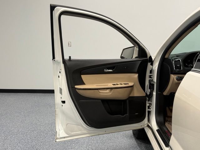 Used 2011 GMC Acadia Denali FWD image 13