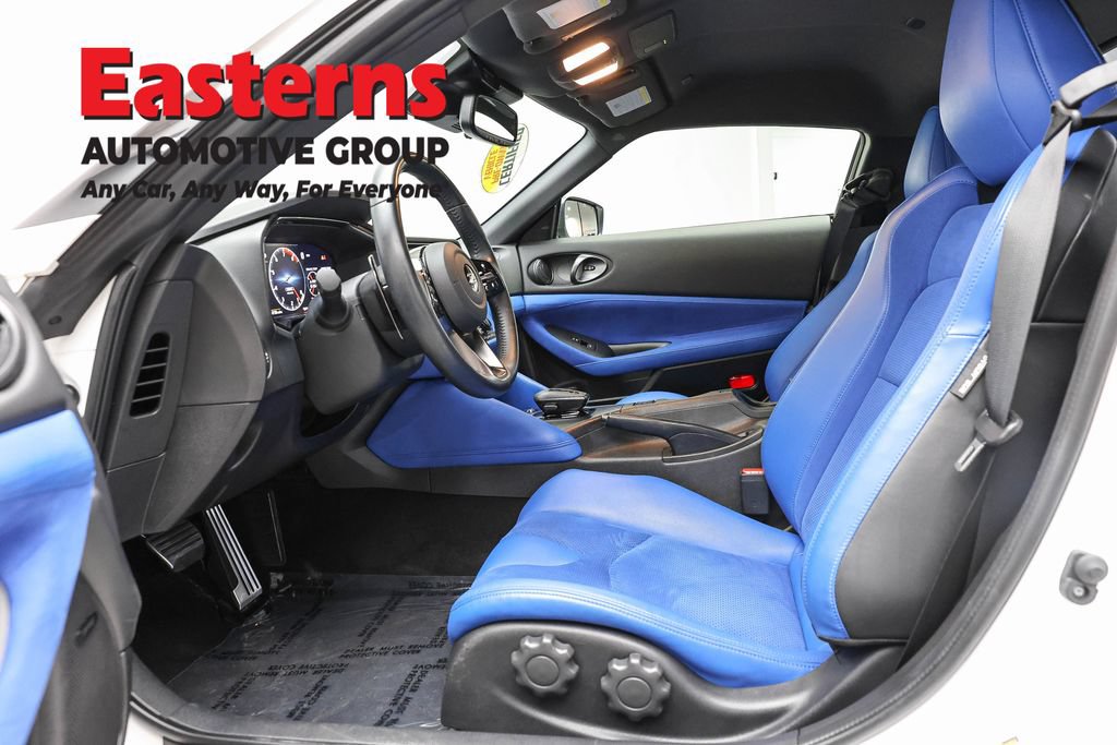 Used 2025 Nissan Z Performance w/ Floor Mat Package RWD image 14