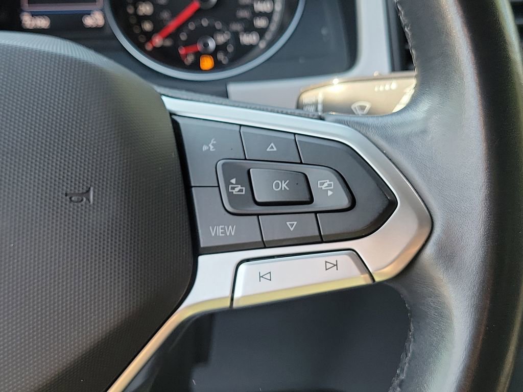 Used 2020 Volkswagen Atlas Cross Sport SE image 26