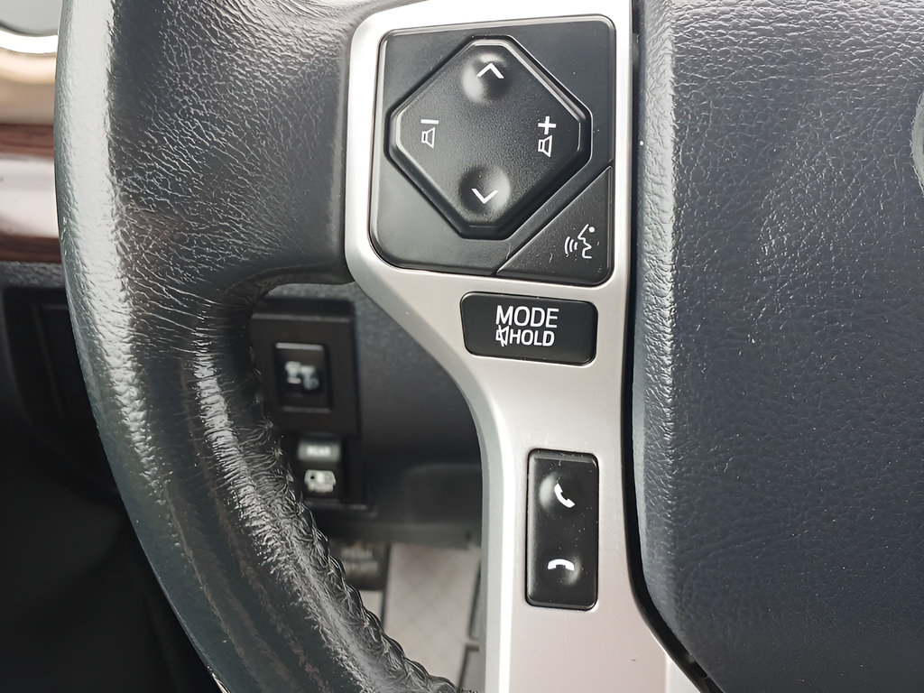 Used 2018 Toyota Tundra Limited w/ Limited Premium Package AWD/4WD image 20