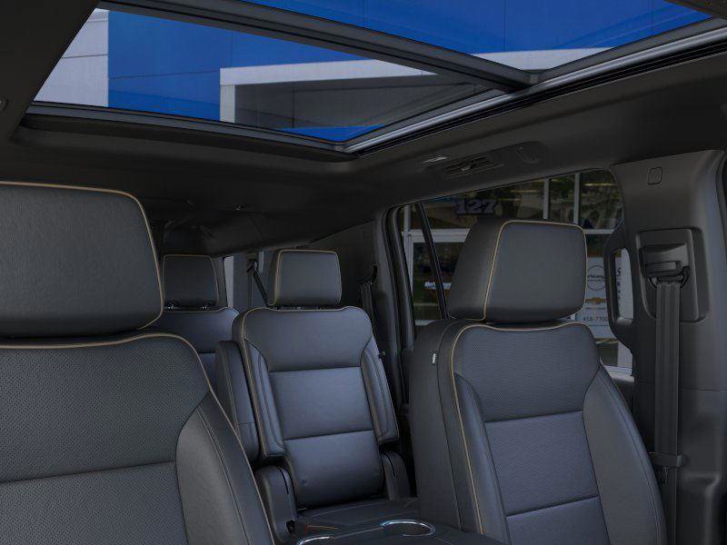New 2025 Chevrolet Suburban Premier w/ Sun And Tow Package image 24