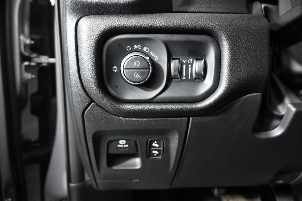 Used 2025 RAM 1500 Laramie w/ Sport Appearance Package image 24