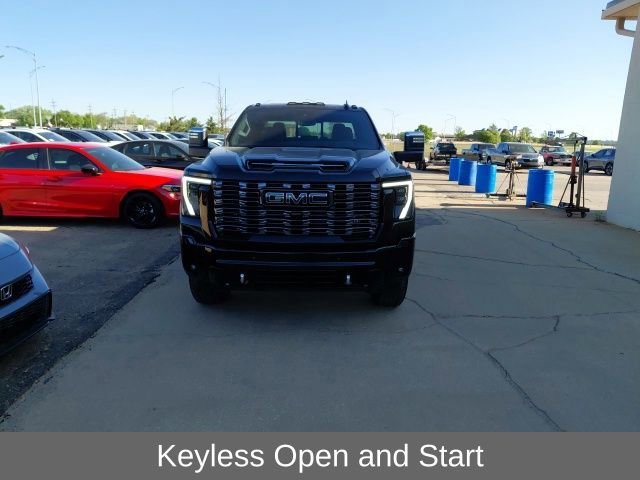 New 2026 GMC Sierra 2500 Denali Ultimate AWD/4WD image 9