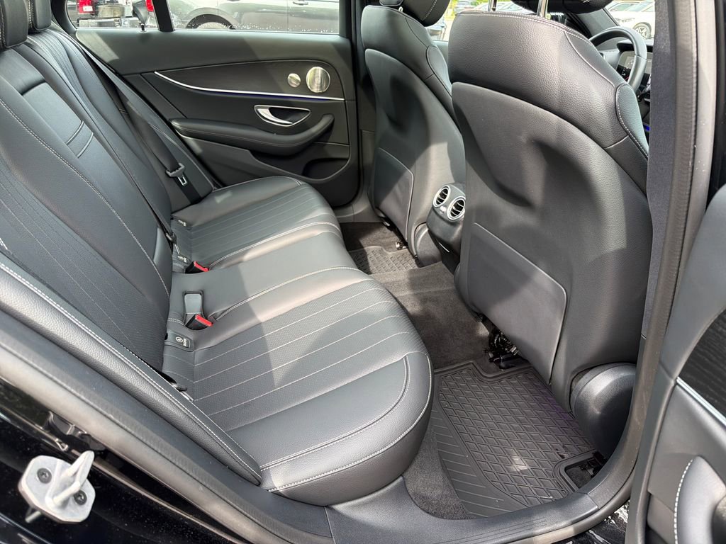 Used 2022 Mercedes-Benz E 350 Sedan image 35
