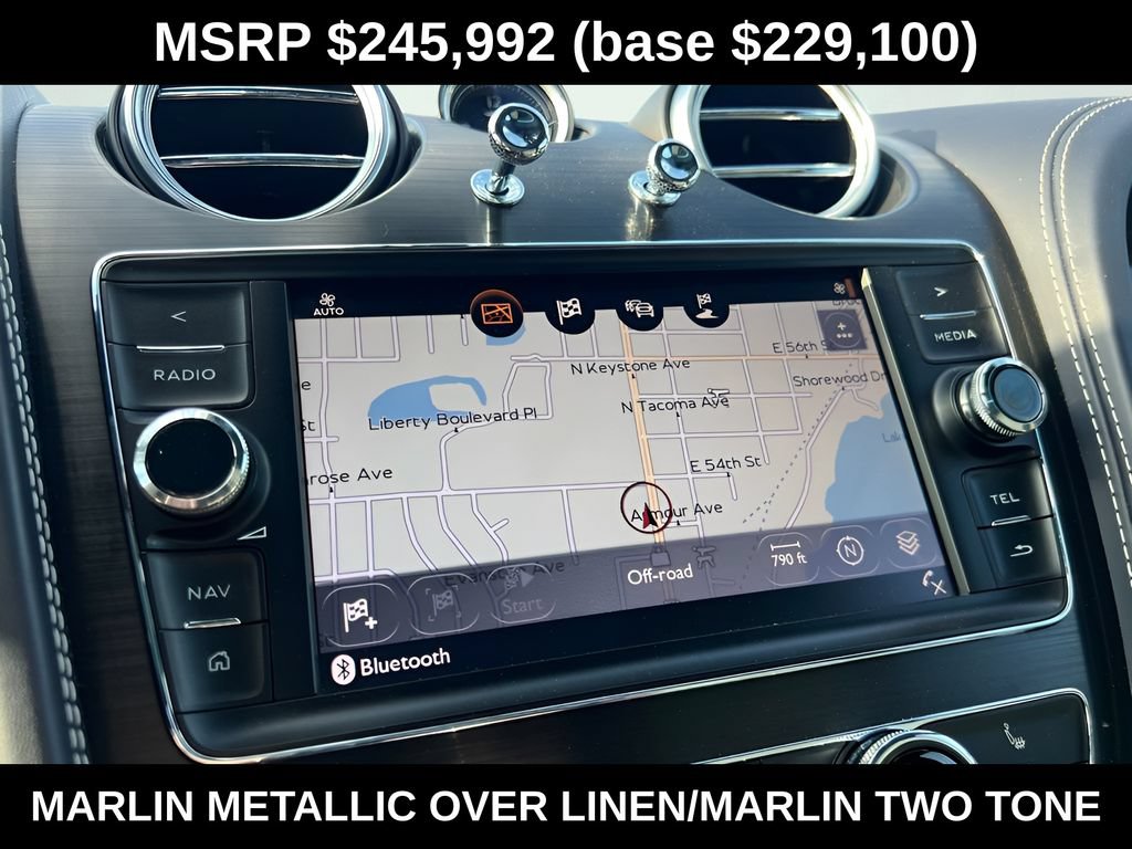 Used 2018 Bentley Bentayga AWD/4WD image 36
