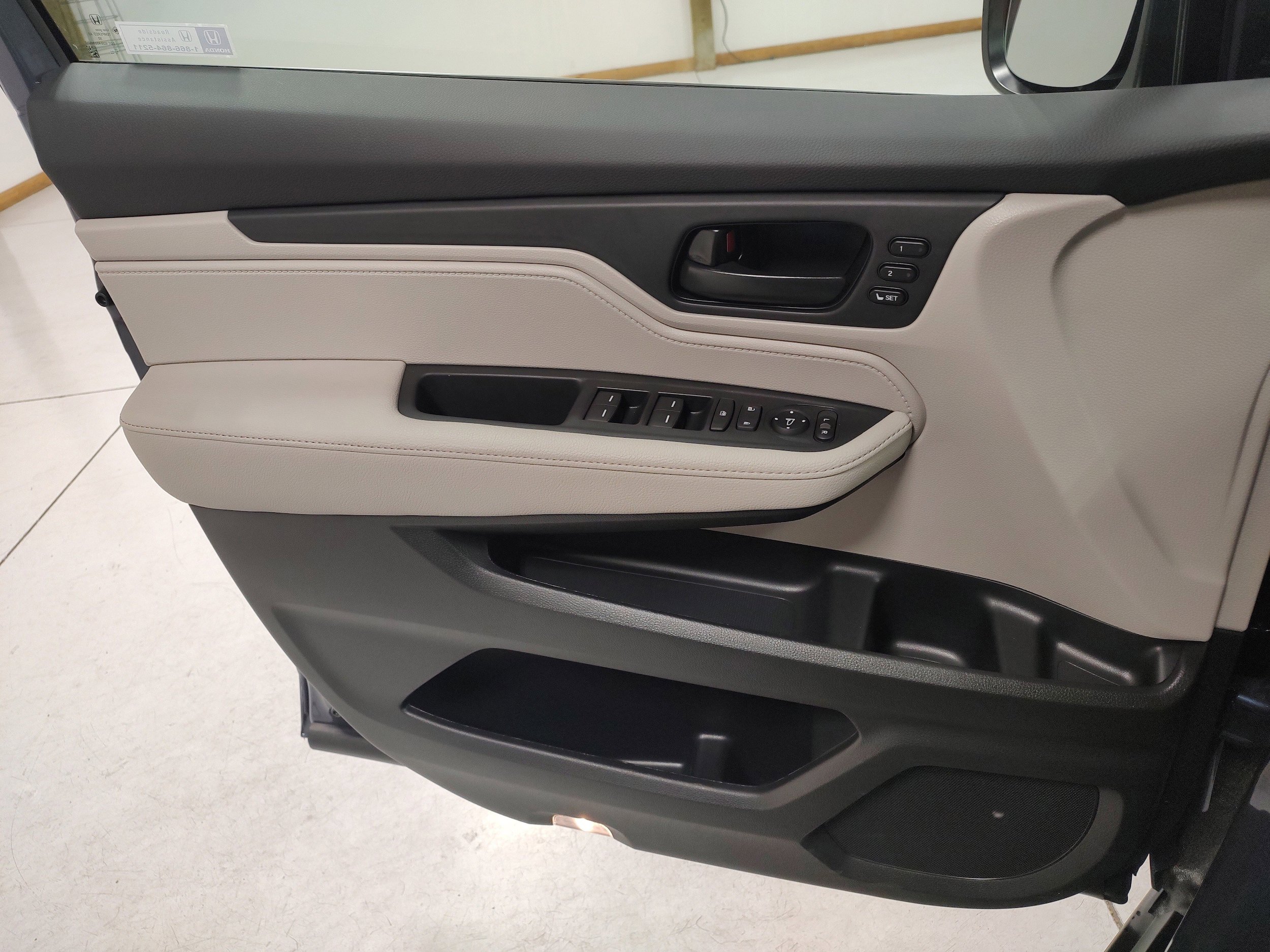 New 2026 Honda Odyssey EX-L image 8
