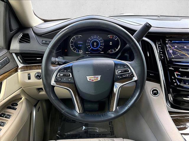 Used 2020 Cadillac Escalade Premium Luxury image 7
