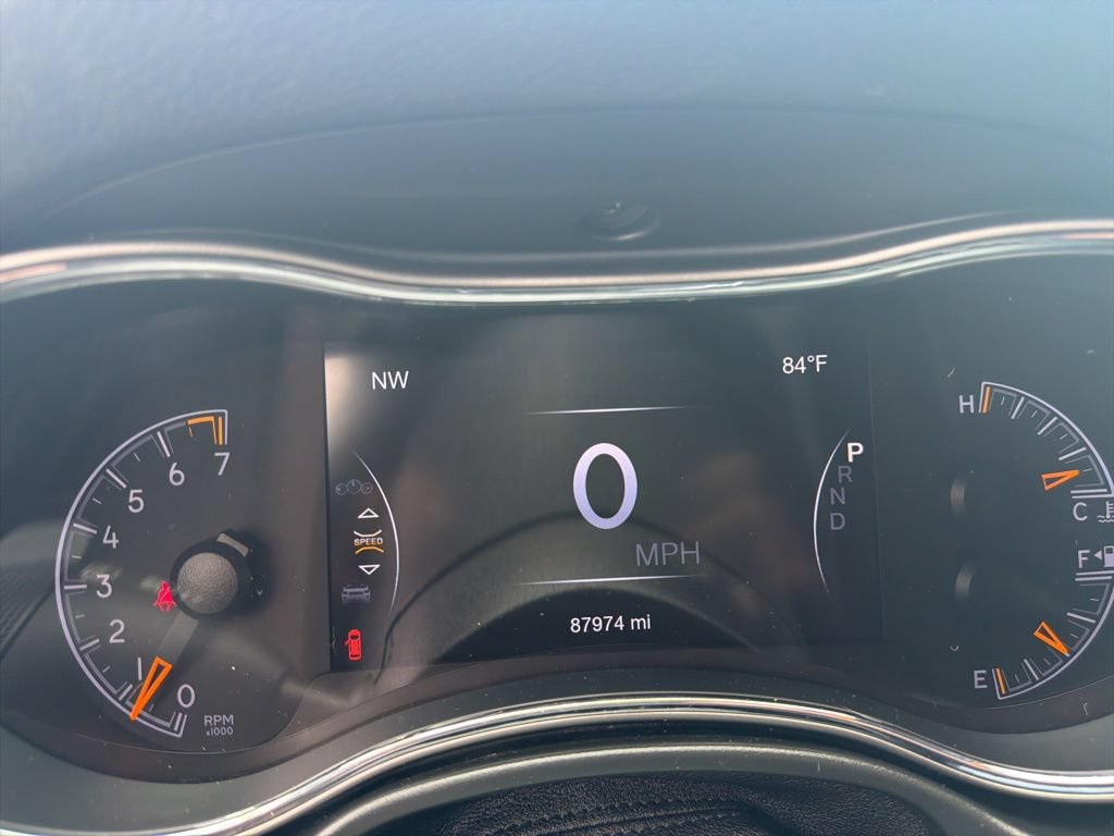 Used 2020 Jeep Grand Cherokee Overland AWD/4WD image 55