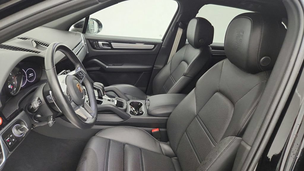 Used 2022 Porsche Cayenne Platinum Edition w/ Premium Package Plus AWD/4WD image 21