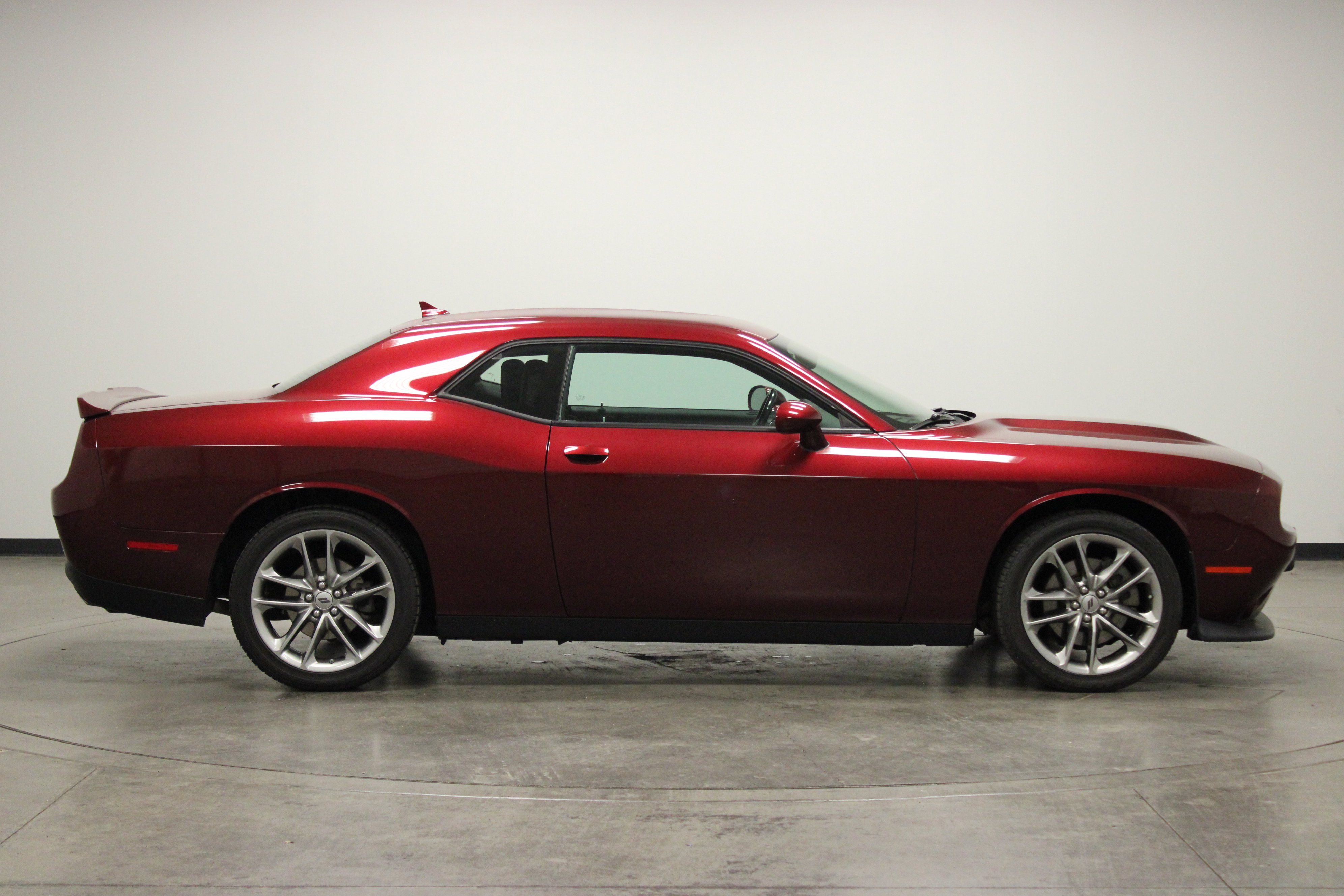 Used 2021 Dodge Challenger GT w/ Plus Package image 9