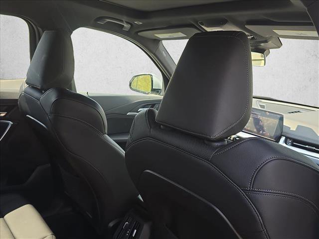 Used 2023 BMW X1 xDrive28i image 21