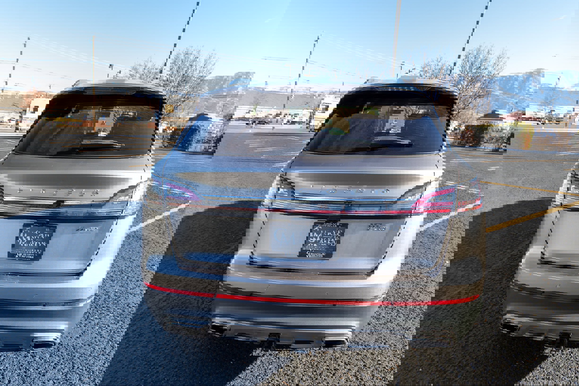 Used 2020 Lincoln Nautilus Reserve w/ Equipment Group 202A image 5