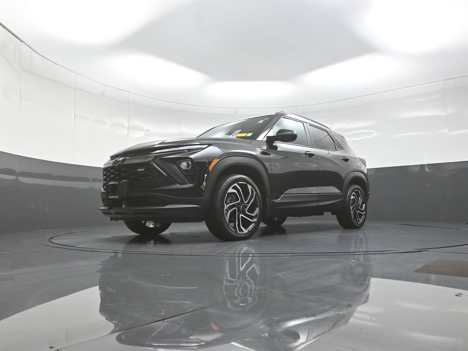 Used 2024 Chevrolet TrailBlazer RS w/ Convenience Package AWD/4WD image 11